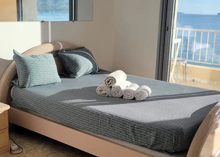 דירה La A Vos Pieds, Magnifique Vue Sur Ajaccio, Pour 2 Personnes *